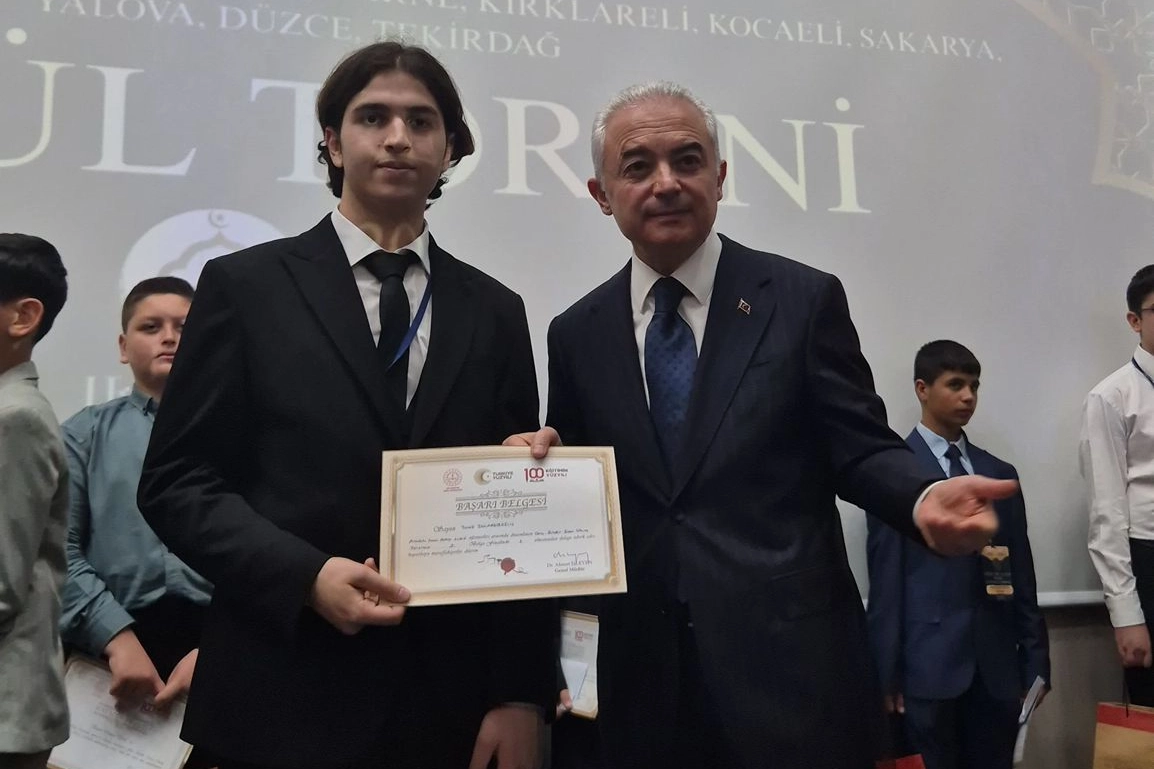 Sakarya’yı Temsil Edecek Öğrenciler Türkiye Finalleri İçin Konya Yolunda
