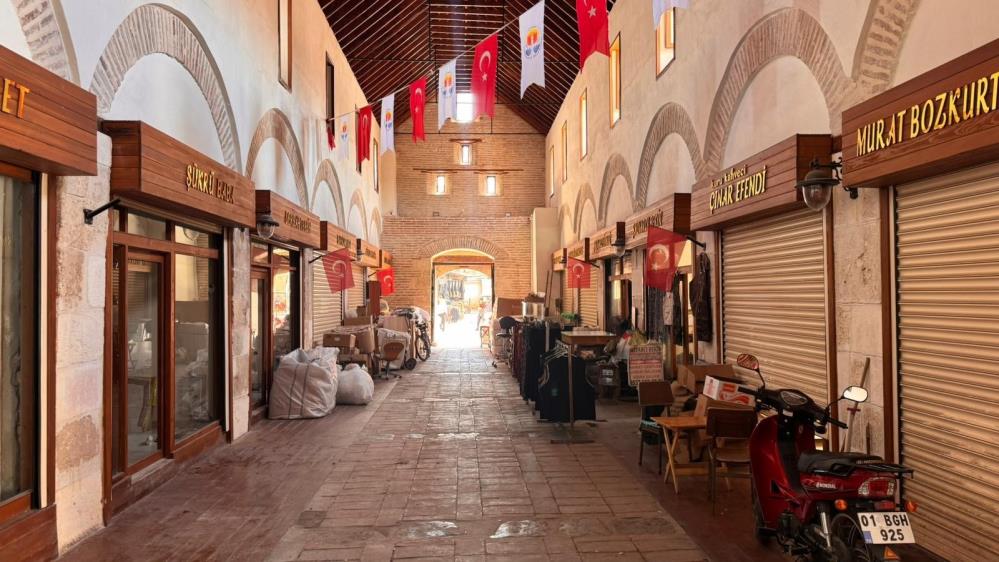 Adana'nın tarihi Kapalı Çarşı'sı, adı gibi ‘Kapalı' kaldı
