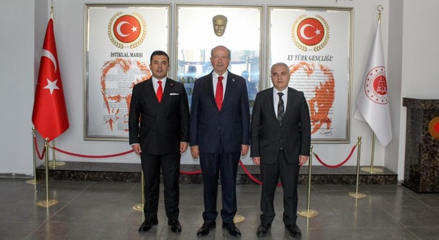 KKTC Cumhurbaşkanı Tatar, Anamur Adalet Sarayını ziyaret etti