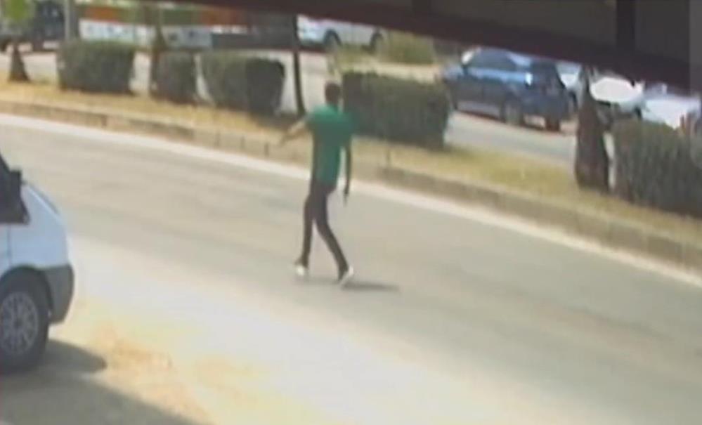Kozan Adliyesi önünde silahlı kavga: 2 yaralı