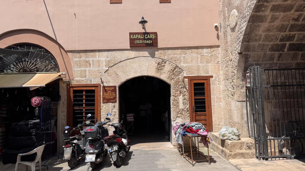 Adana'nın tarihi Kapalı Çarşı'sı, adı gibi ‘Kapalı' kaldı