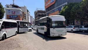 Bunaltan sıcaklarda dolmuş çilesi: 