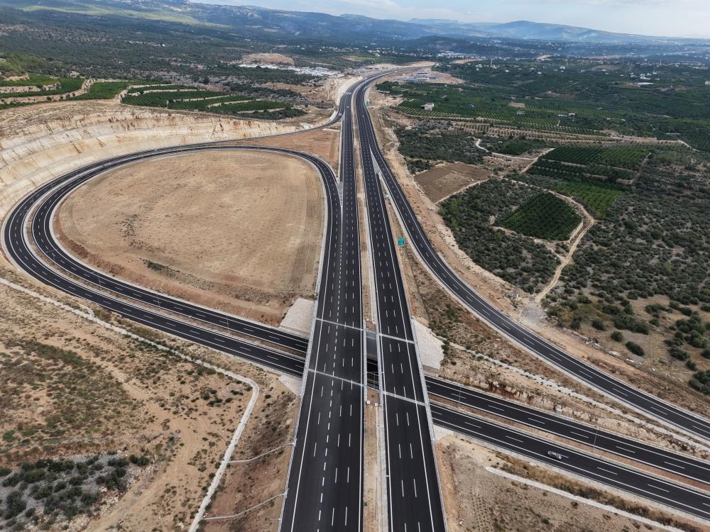 Çeşmeli-Kızkalesi Otoyolu Hizmete Açıldı: Mersin Trafiğine Nefes Aldıracak