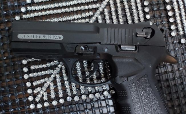 Sosyal medyadan silah fotoğrafı paylaşımına gözaltı