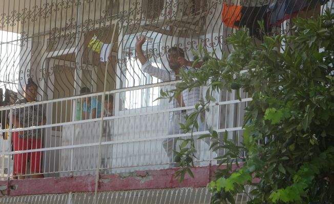 Adana’da dehşet: Uyuşturucu krizine girdi annesi, ablası ve 4 yeğenini rehin aldı