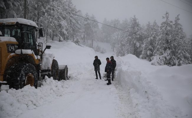 Adana’da karla mücadele seferberliği