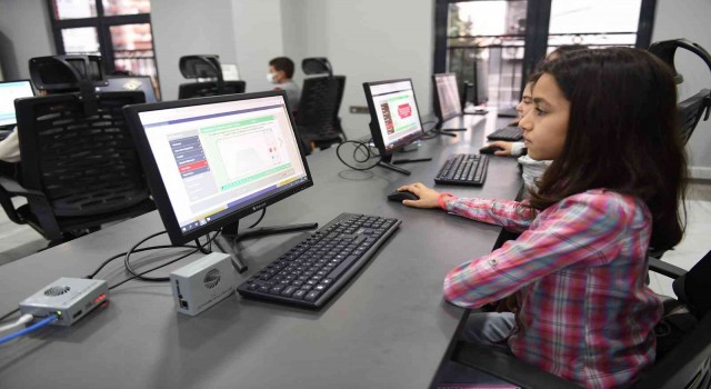 Seyhan Belediyesi kendi bilgisayarını üretti