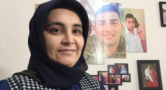 Tek isteği şehit eşinin isminin evinin sokağına verilmesi