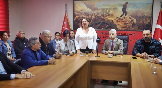 Avukat Elif Doğan Türkmen Seyhan Belediye Başkanlığına Aday Olduğunu açıkladı: "Daha iyisini Yapacağız"