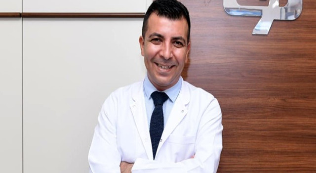Dr. Doğan Erkal Uyarıyor: "Obezite Sessiz Bir Pandemiye Dönüşüyor" - Tüp Mide Ameliyatına İlgi Giderek Artıyor!