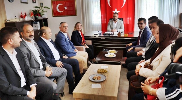 Anahtar Partili Ağca’dan Kozan’a Çıkartma: “Bu Toprakların Çocuğuyum”