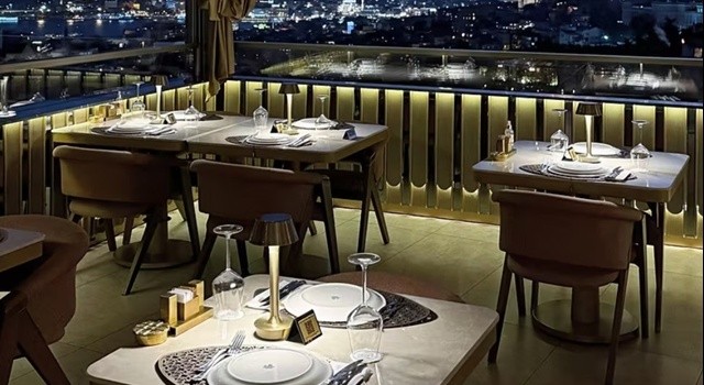 Boğaz Manzaralı Restoranlar Arasında Fark Yaratan Adres N'Evet İstanbul