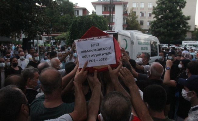 Kaza kırıma uğrayan uçakta ölen 3 Türk için tören düzenlendi