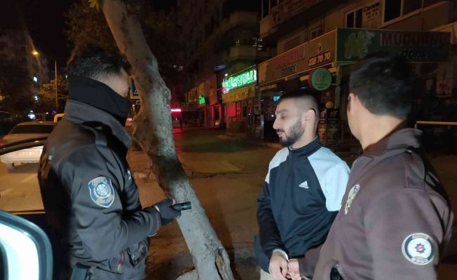 Çantasından hassas terazi ve satışa hazır halde uyuşturucu çıktı, bekçilere “Senin o zaman” diyerek kendini savundu