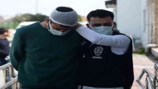 Annesini vuran zanlı ile babası adliyeye sevk edildi