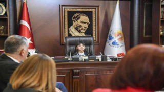 Zeydan Karalar makamını küçük Melis’e bıraktı