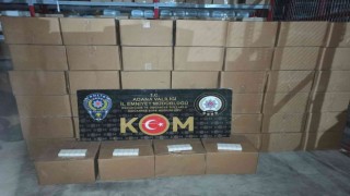 Durdurulan kamyondan 294 bin 950 paket kaçak sigara çıktı