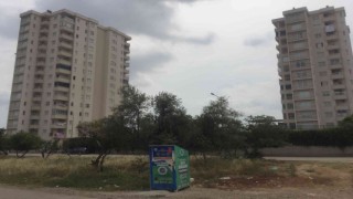 Giysi kumbarasından hırsızlık kamerada