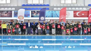 Adana’da 29 kişi boğulunca polis çocukları yüzme kursuna başlattı