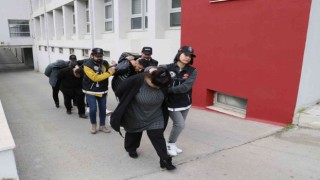 Esrar satmak için çocukları istismar ettiler