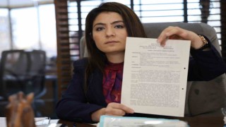 "Altıneller Okulları kazık mı atıyor? Piyasada 2 bin lira olan kitap seti için15 bin lira istediler"