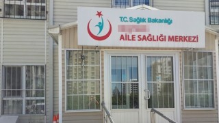 Aile Sağlığı Merkezi Çalışanları 'Sağlıkçı' ünvanını geri istiyor