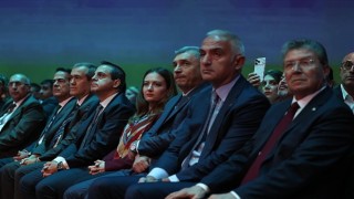 Büyükşehir Belediyesi Başkan Vekili Özdemir Resort Turizm Kongresi’ne katıldı